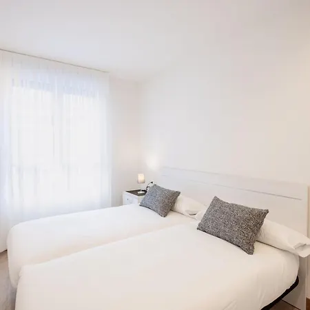 Artik I Local Rentss 자라우츠