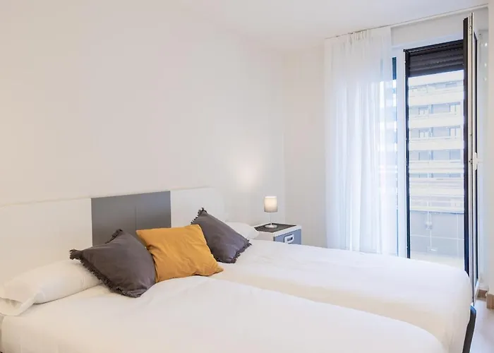 Artik I Local Rentss Apartment