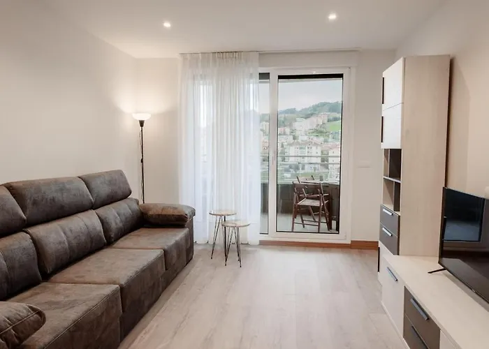 Artik I Local Rentss Apartment