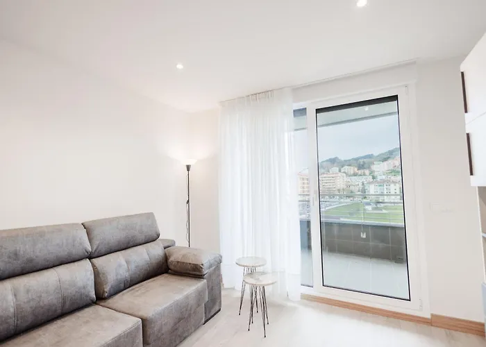 Artik I Local Rentss Apartment